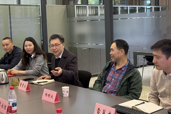 第二张 （教学特色+）_副本.jpg